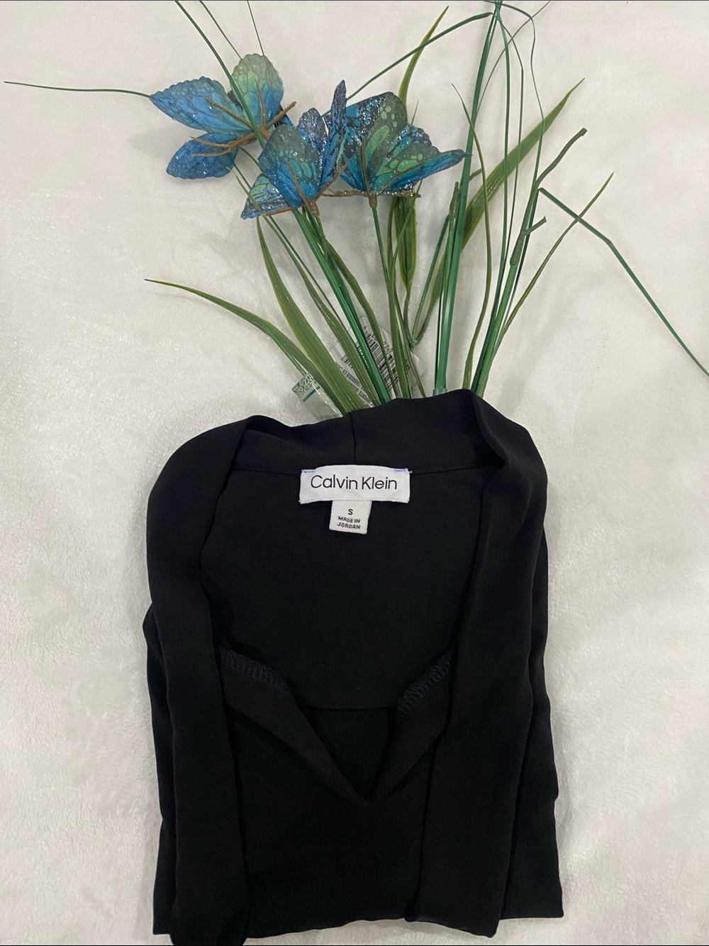 CALVIN KLEIN Black Tie-Neck Ruffle Sleeve Women's Top. Size S - Picture 10 of 10